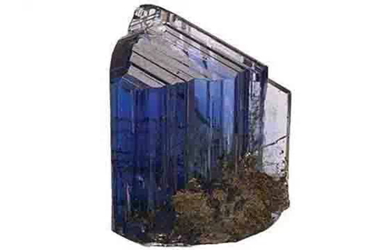 伊洛石是宝石级堇青石的名称.jpg 伊洛石是宝石级堇青石的名称