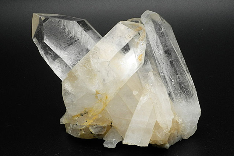 石英晶体.jpg 石英晶体