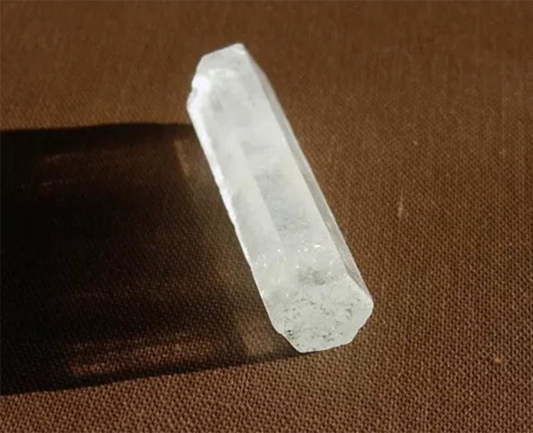 铍硅酸铝.jpg 铍硅酸铝