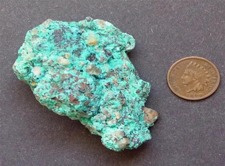 含水硅酸铜.jpg 含水硅酸铜