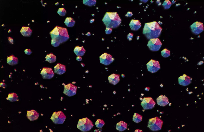 胰岛素晶体.jpg 胰岛素晶体