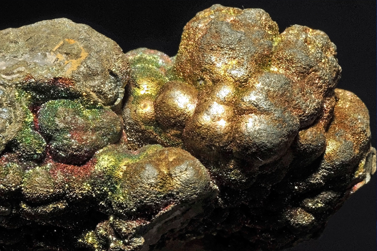 硼铁矿.jpg 硼铁矿