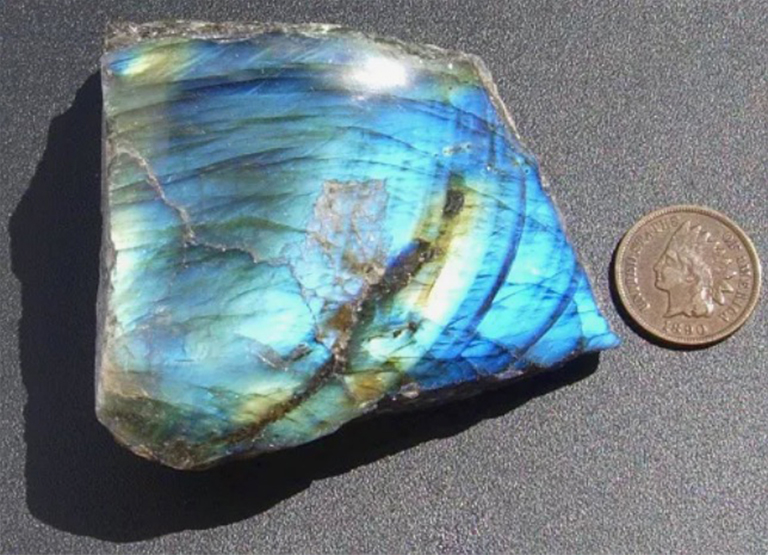 抛光拉长石.jpg 抛光拉长石