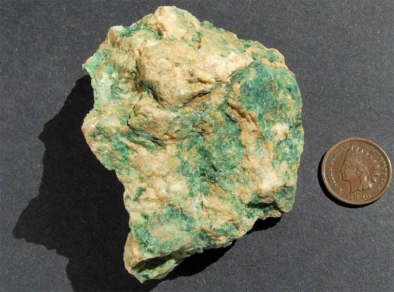 扁晶石.jpg 扁晶石