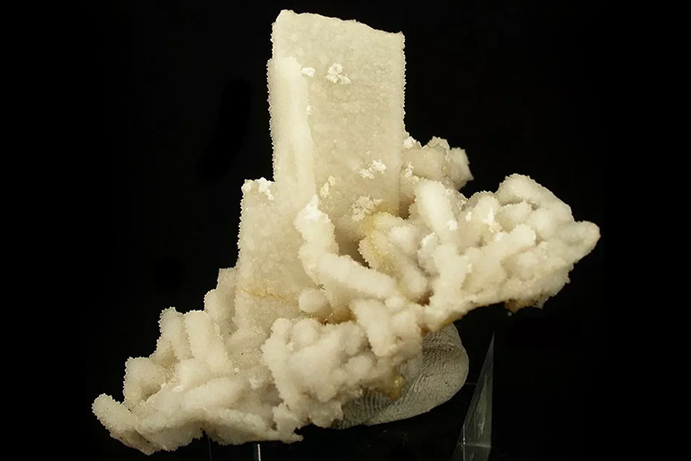 硬石膏.jpg 硬石膏