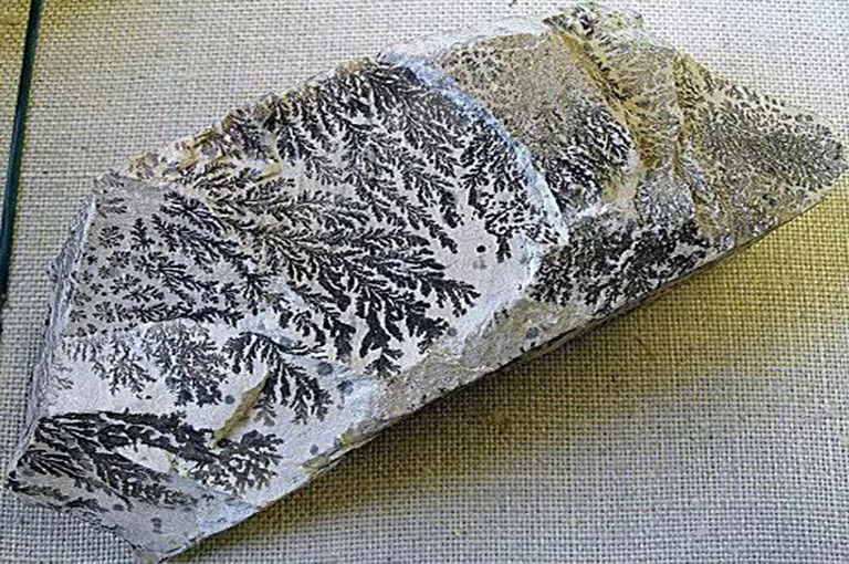 轻熔岩.jpg 轻熔岩