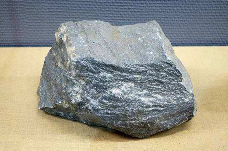 闪石光泽.jpg 闪石光泽