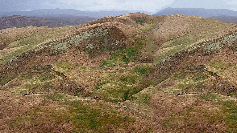 页岩中的复杂塌陷.jpg 页岩中的复杂塌陷