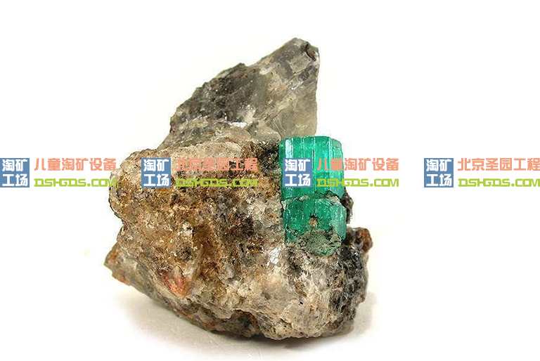 儿童淘沙矿游乐.jpg 儿童淘沙矿游乐