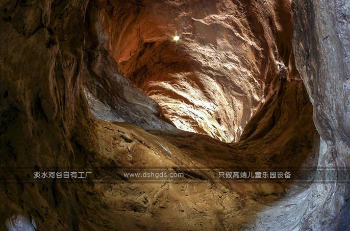 城市探洞.jpg 城市探洞