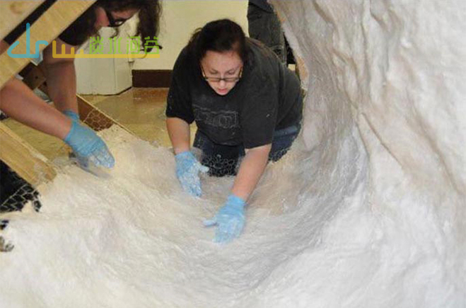 城市探洞.jpg 城市探洞