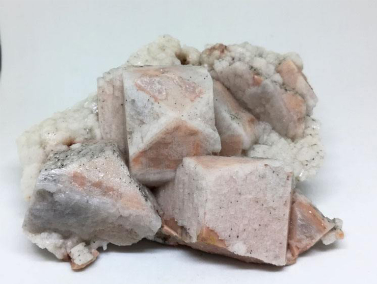 花岗岩.jpg 花岗岩