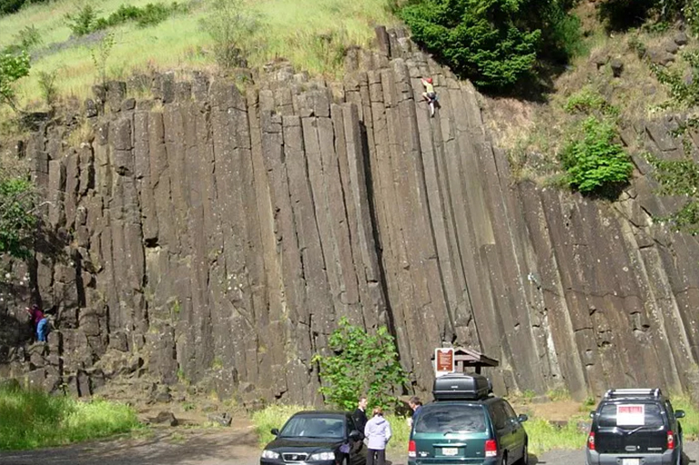 都市玄武岩车.jpg 都市玄武岩车