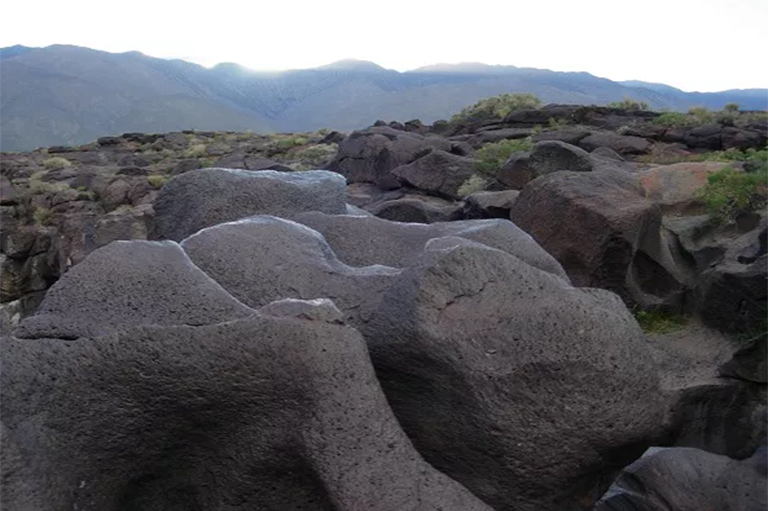 以塞拉利昂日落为框架.jpg 以塞拉利昂日落为框架